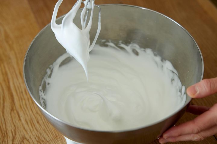 メレンゲをつくる