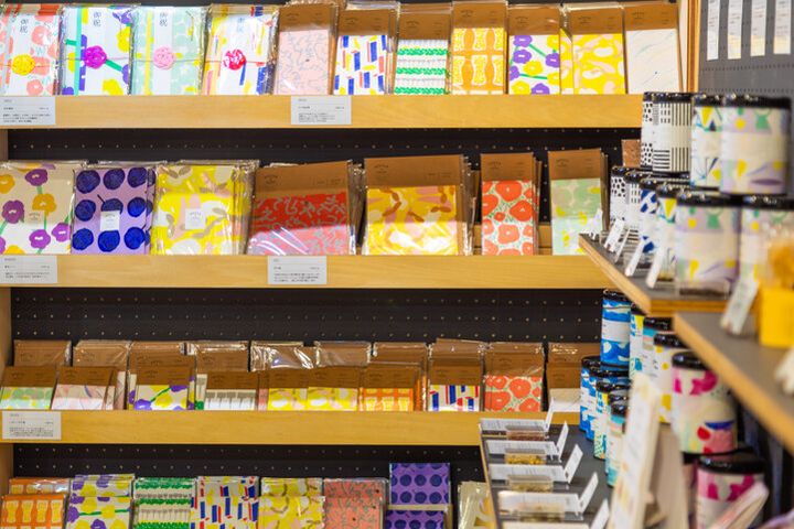 “旅する紅茶”や体に優しい焼き菓子＆デリが味わえる大阪・高槻のカフェ「ROCCA&FRIENDS」