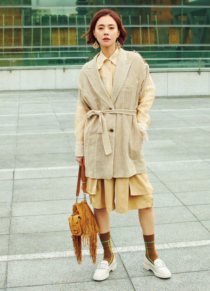 ルタロンのビジューローファーのコーデ 