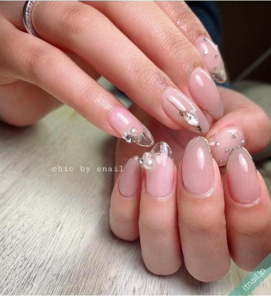 chic by enailが投稿したネイルデザイン [photoid:I0106849] via Itnail Design (733928)