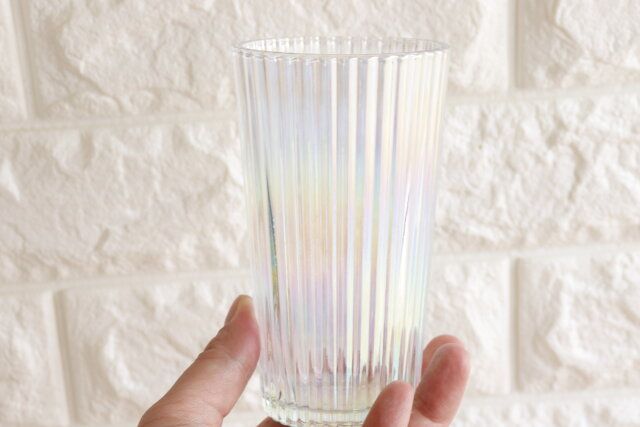 セリアのオーロラグラス ストライプLのデザイン