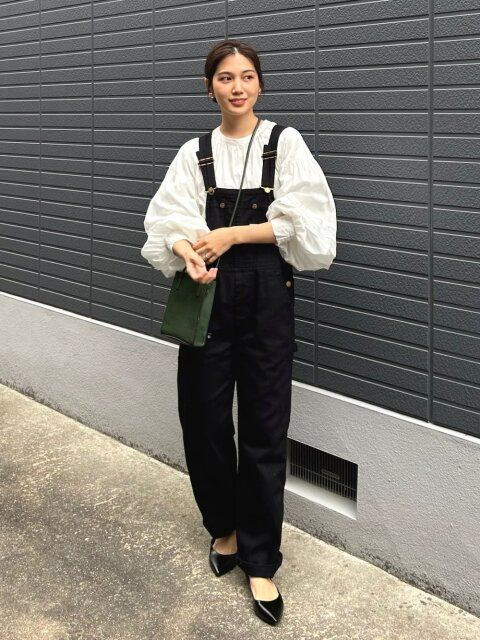 春夏の白ブラウスコーデ