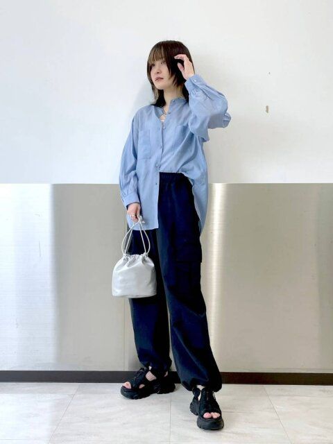 キレイめカーゴパンツコーデ