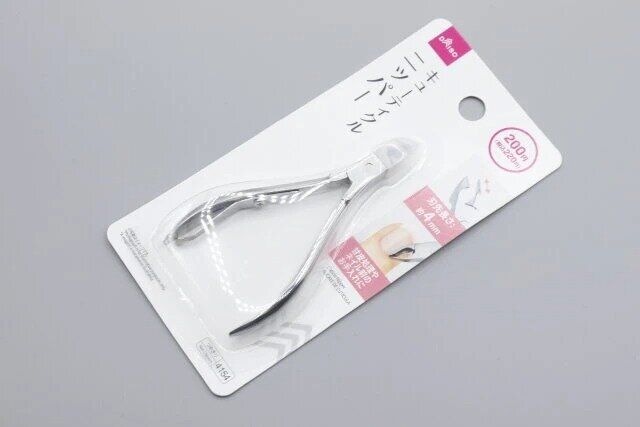 ダイソーのステンキューティクルニッパーのパッケージ