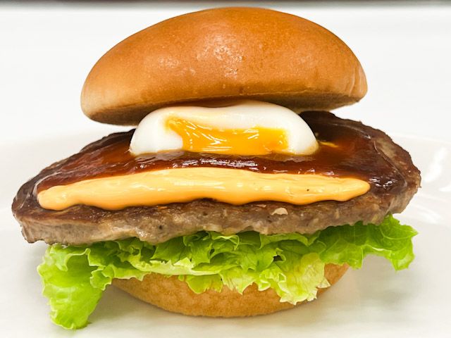 正面から見た「新とびきり 謹製 とろったま照りやき ～北海道チーズ～」