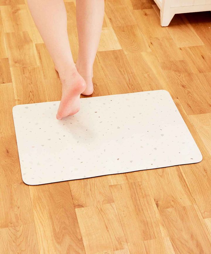 画像1: 出典：3COINS