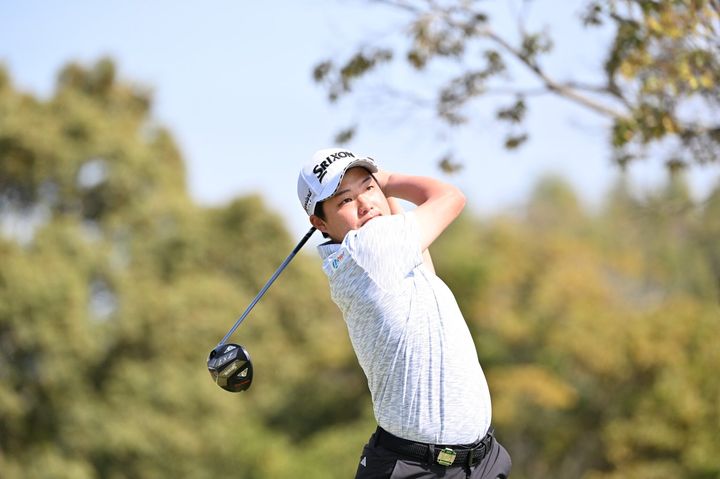 頭を残せば“ヘッドが走る”！トップ男子プロのスイングから飛距離の秘訣を解説