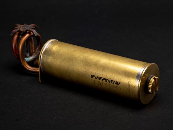 「ストーブはどっち派？」コスパ最強定番ギアvs機能性が優秀すぎる高級ギア