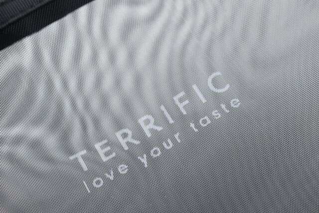 セリアのメッシュポーチ マチ付きとメッシュポーチ スリムのデザイン