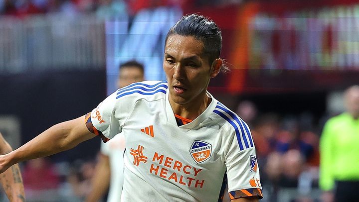 MLS久保裕也、元ドルトムントGKから圧巻ゴール！なんと今季9つ目のポジションで起用