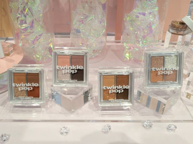 twinkle pop by. CLIO