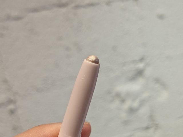 twinkle pop by. CLIO