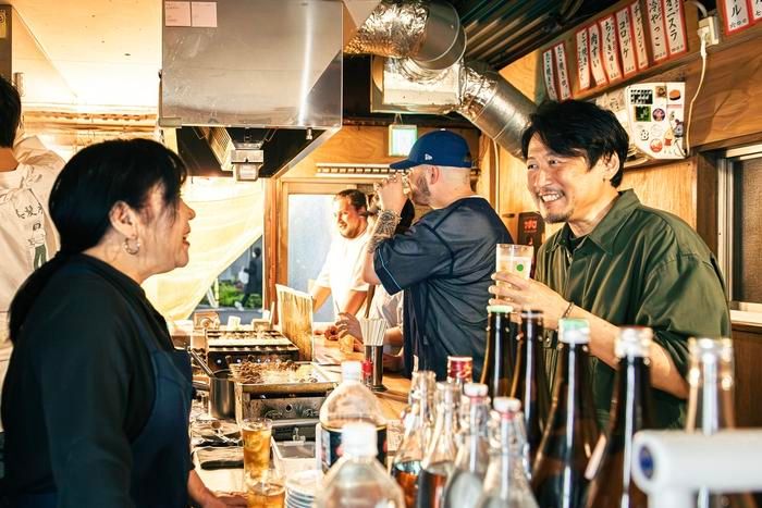 あけみちゃんと話す池上さん