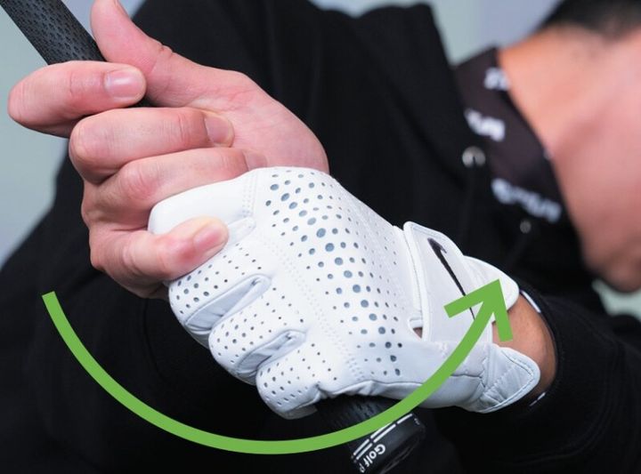 アプローチの距離感を“振り幅”で調節はNG！最も簡単な方法とは…？【人気記事】