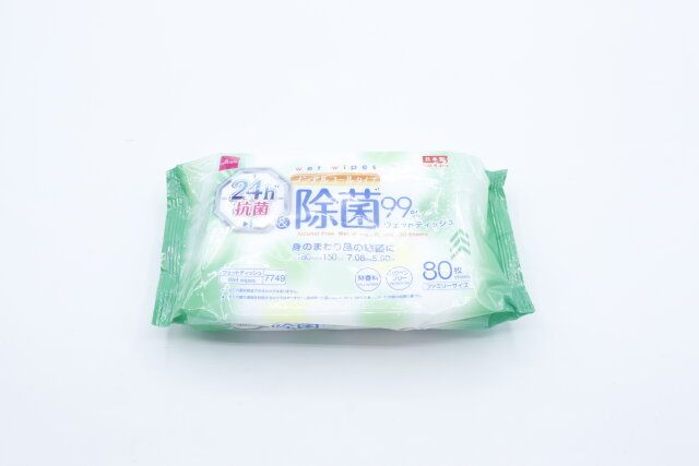 ダイソーのノンアル除菌ウェット（ファミリー、80枚、24h抗菌）のパッケージ