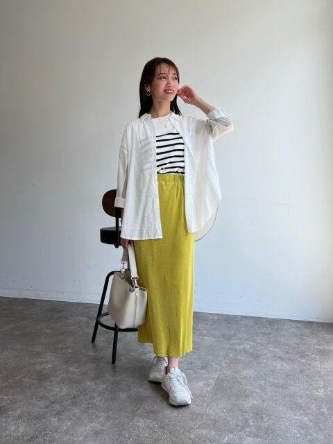 ボーダートップスのコーデ