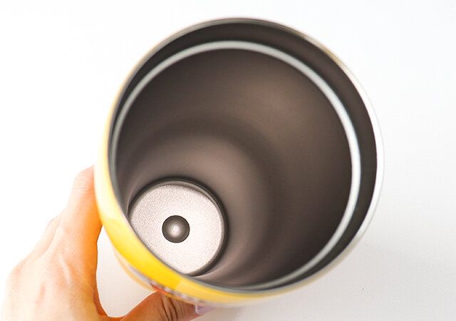 宝島社の付録の阪神タイガースのタンブラーのイエロー