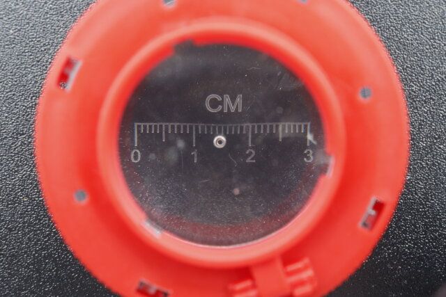 セリアの拡大鏡付き 昆虫観察ケースの拡大鏡