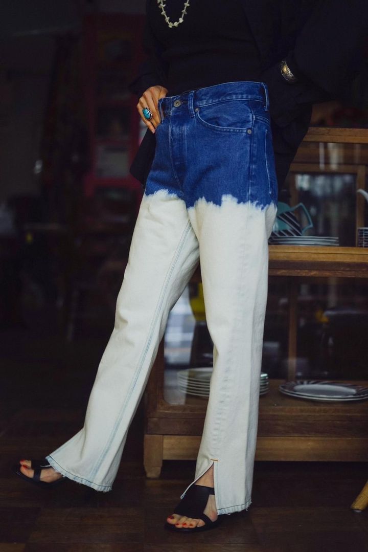 画像: 【157】BLEACHED Slit Straight ￥30,800 fashionpeaks.official.ec