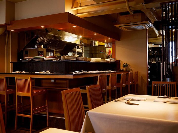 白金高輪『haruna』の内観