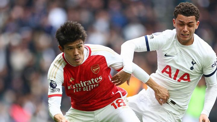 冨安健洋がいれば「左サイドバックの補強は必要ない」！アーセナルメディアが「ベン・ホワイトのように…」