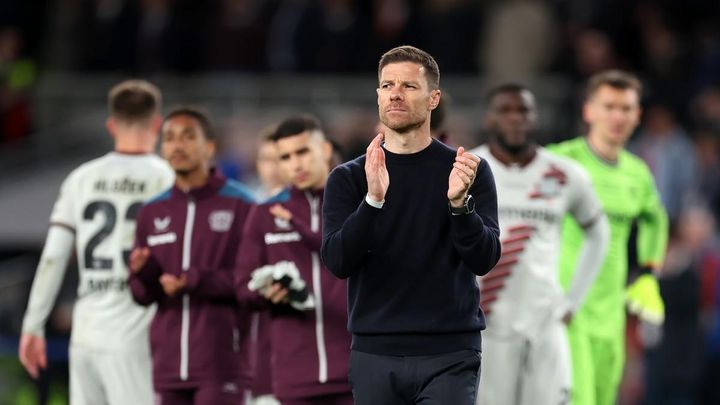 ELで敗北のシャビ・アロンソ監督、アタランタに完敗したワケは「1対1の対応とパスレンジ」