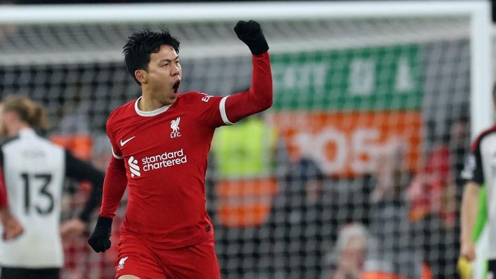 遠藤航、リヴァプールでの「今季最高の瞬間、最悪の瞬間」…メディアが選んだ2つの試合とは？