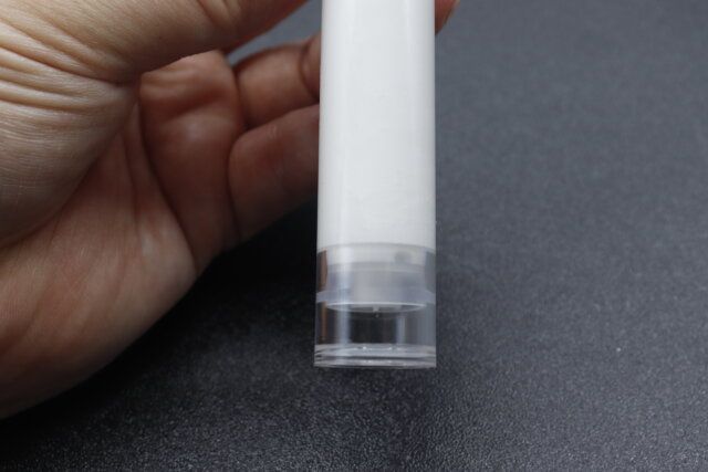 ダイソーのアイクリーム真空容器（長細いタイプ、17mL）の仕様