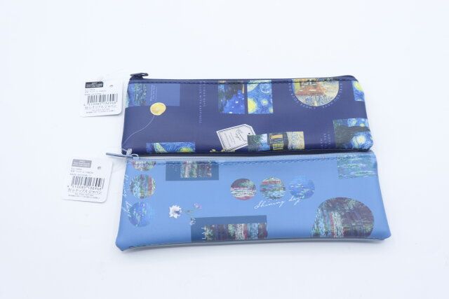 セリアの合皮 ペンケース VG＆CM