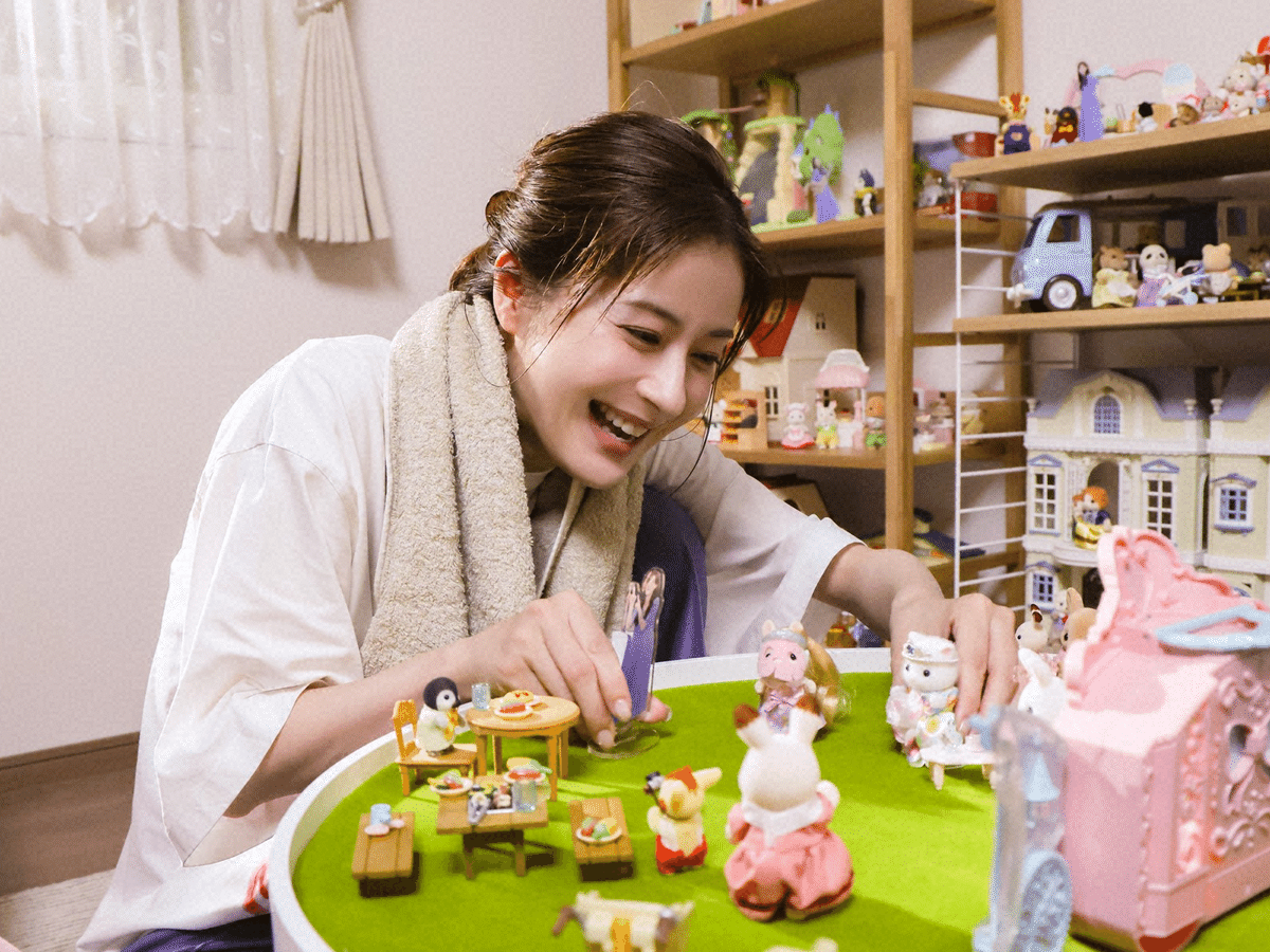 子どものいない女性は惨め？独身は寂しい？ドラマ『西園寺さんは家事をしない』で描かれた昭和の固定概念 | TRILL【トリル】