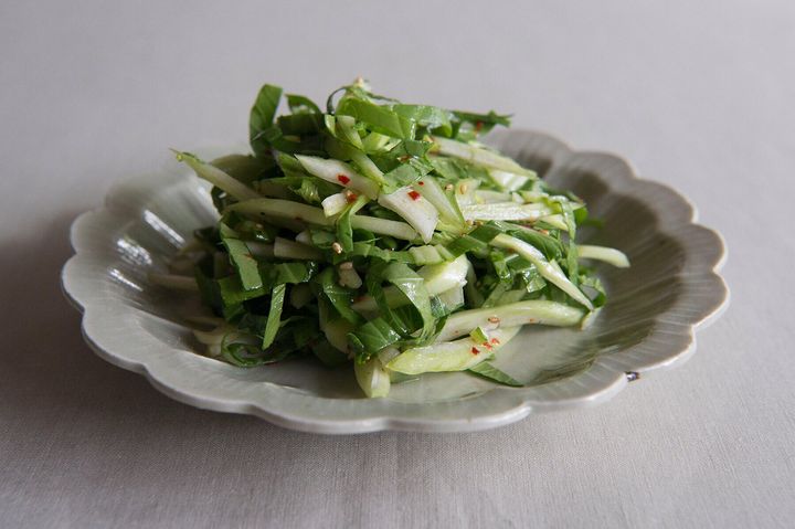 生でも美味しい“青梗菜のナムル風”