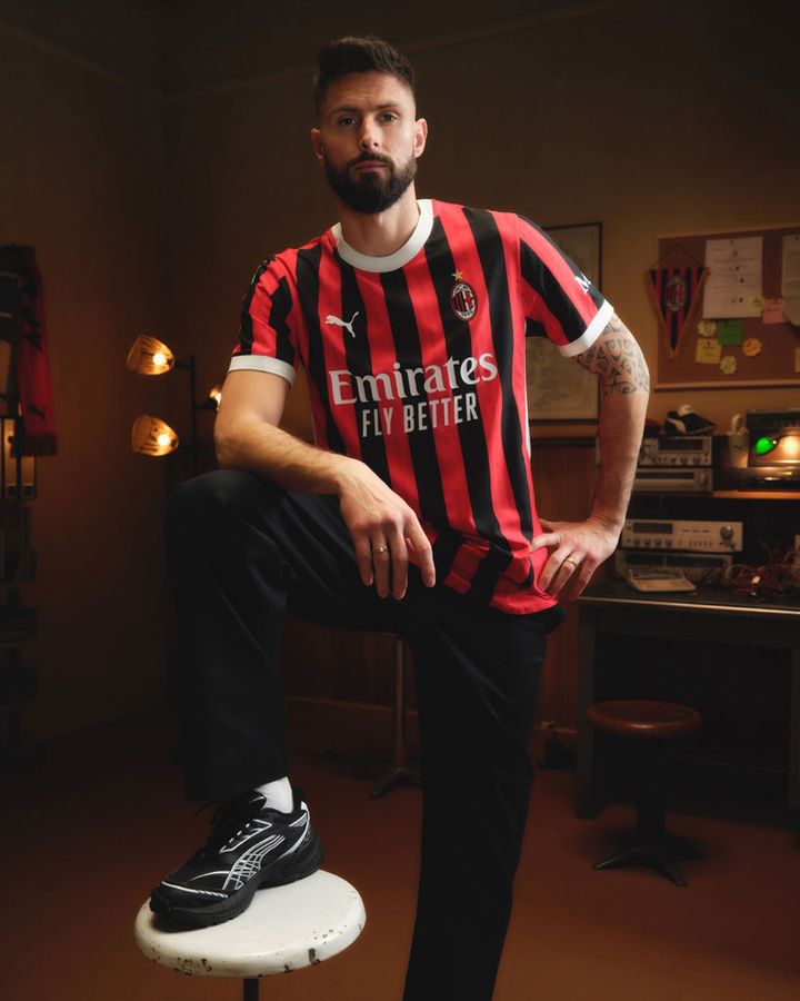 今年で125周年！ミランが2024-25新ユニフォームを発表 クラブ愛を「ヒトゲノム」で表現