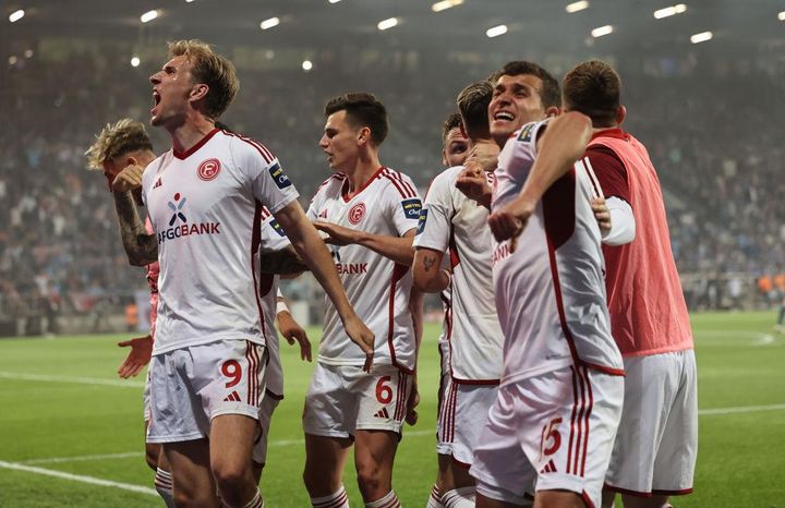 ブンデス入れ替え戦、田中碧らのフォルトゥナが3発先勝！浅野拓磨のボーフムは危機に…