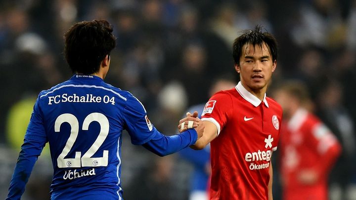 岡崎慎司は「自分に何ができるのかすごく考えてる人」…内田篤人が明かす“岡ちゃんから長電話で言われること”とは