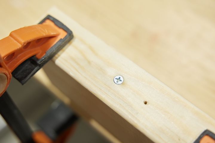 ネジの頭が少しだけ埋まるくらいが理想だそう