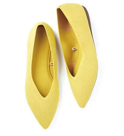 シューズ￥2,290（ジーユー／ジーユーカスタマーセンター）