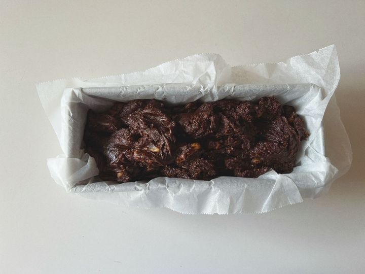 【簡単米粉レシピ】くるみとドライいちじくラム酒の大人な米粉ケーキ【渡辺友美子のコーヒーに合うお菓子のレシピ vol.44 〜レシピで旅するヨーロッパ〜】