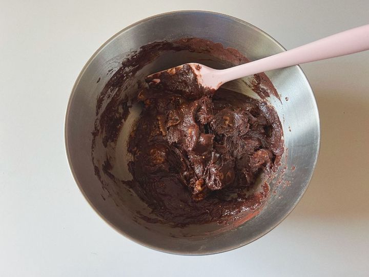 【簡単米粉レシピ】くるみとドライいちじくラム酒の大人な米粉ケーキ【渡辺友美子のコーヒーに合うお菓子のレシピ vol.44 〜レシピで旅するヨーロッパ〜】