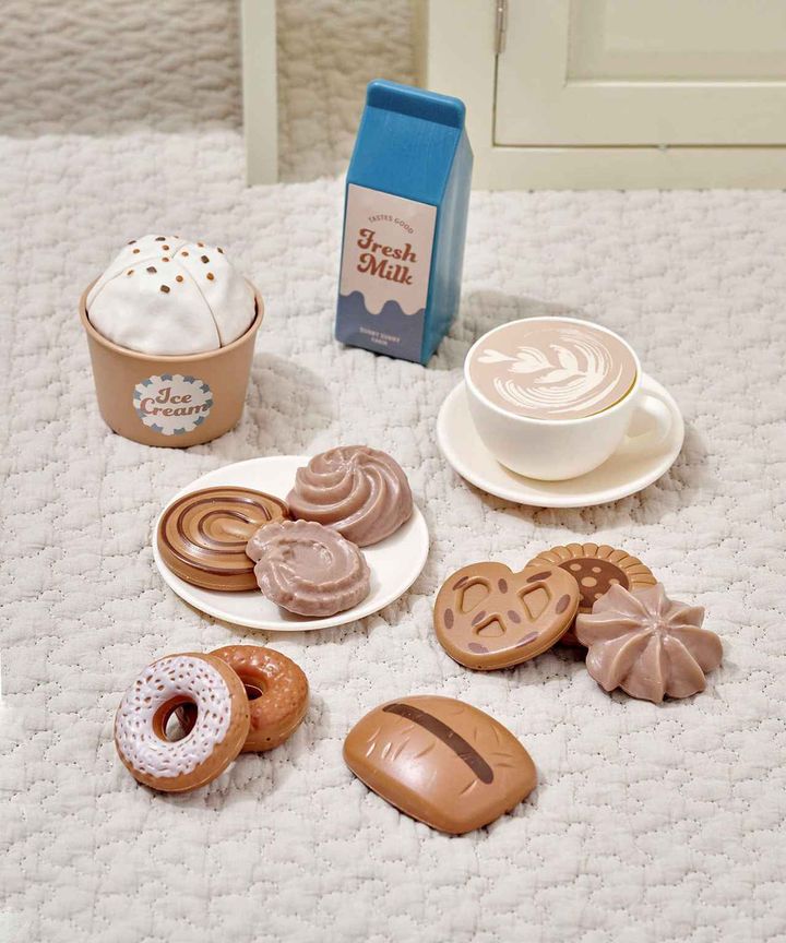 画像1: 出典：3COINS