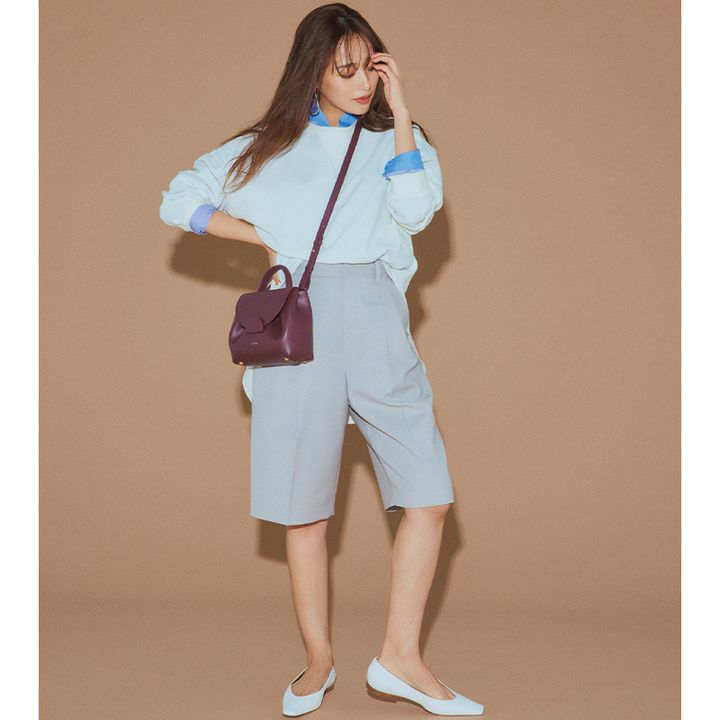 近藤千尋,白トップス,トップス,パンツコーデ