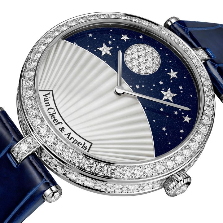 〈ヴァン クリーフ&アーペル〉レディ アーペル ジュール ニュイ ウォッチ
