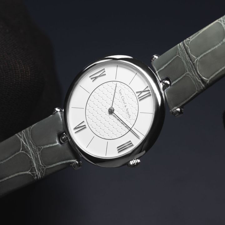 〈ヴァン クリーフ&アーペル〉ピエール アーペル ウォッチ