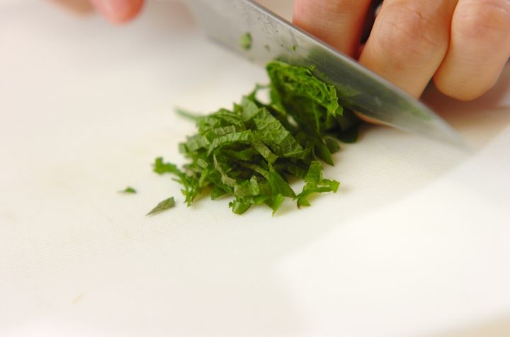 冷奴の薬味ダレの下準備1