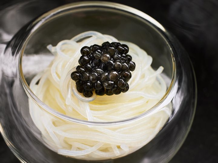 麻布十番『真皿』の「キャビア／冷製ビーフン」