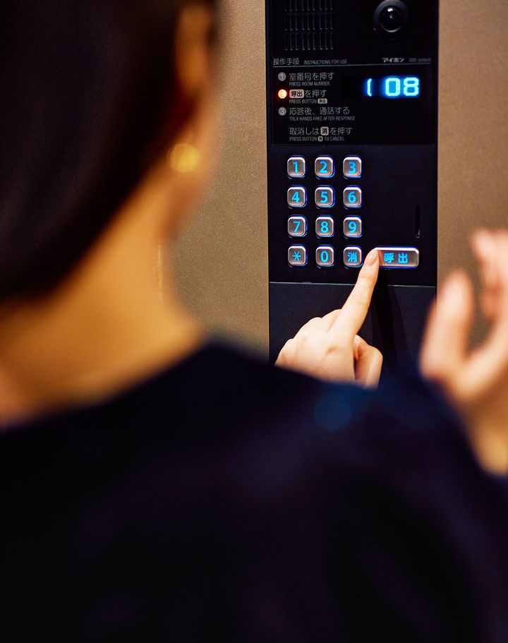 麻布十番『しづご』のインターホン