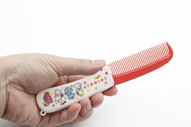 セリアのSWIMMER 折りたたみコーム