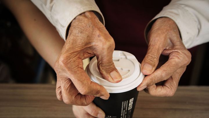 世界からお届け！SDGs通信台北編。業界初！〈7-ELEVEN〉が実施する、認知症の高齢者と社会を繋ぐプロジェクト。