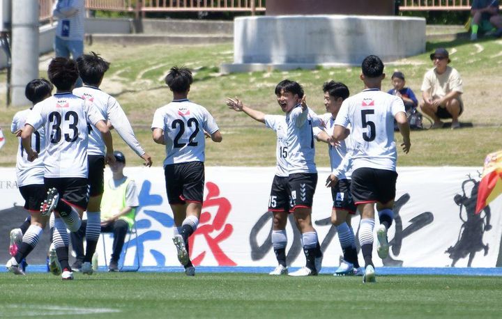 奈良クラブ、天皇杯で「2失点から3ゴールの大逆転勝利」。土壇場の劇的ヘッドを生んだ“成熟”の価値