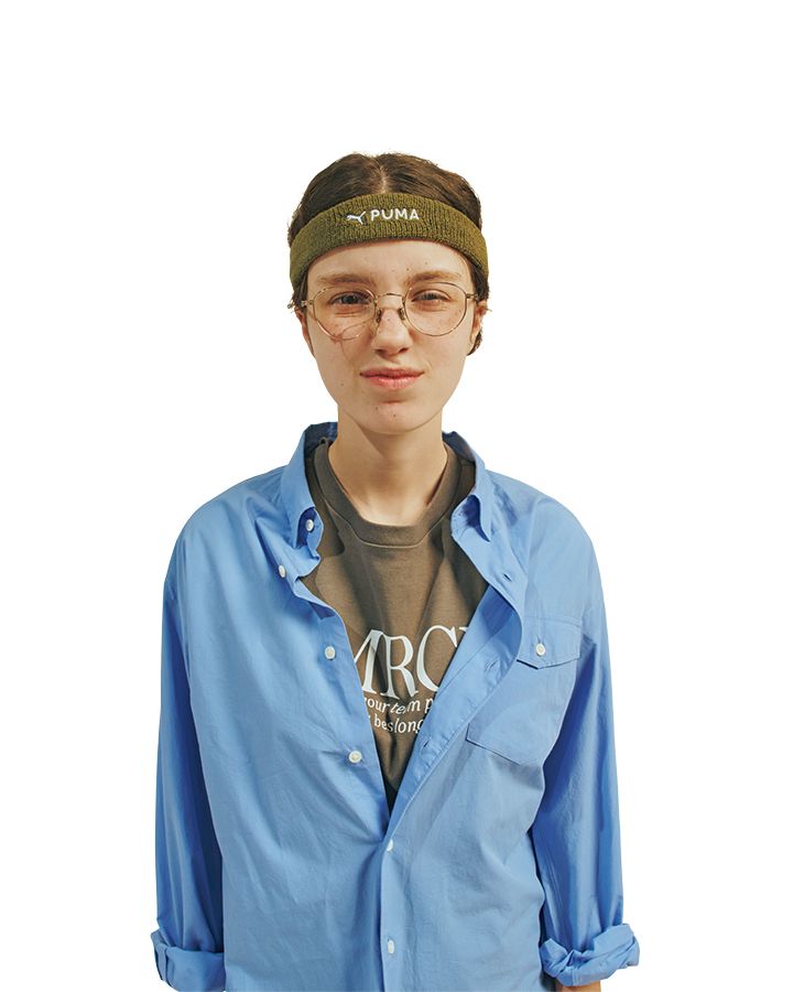 コーデが一歩垢ぬける！一点投入するとおしゃれになるリストバンド、ヘッドバンド、キャップ