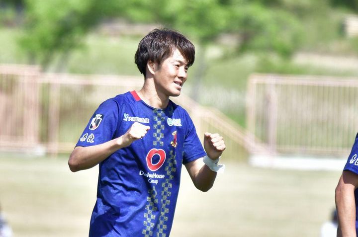 鹿島アントラーズとの「鹿ダービー」実現！奈良クラブのフリアン監督が“ポポヴィッチ監督とは友人”と告白